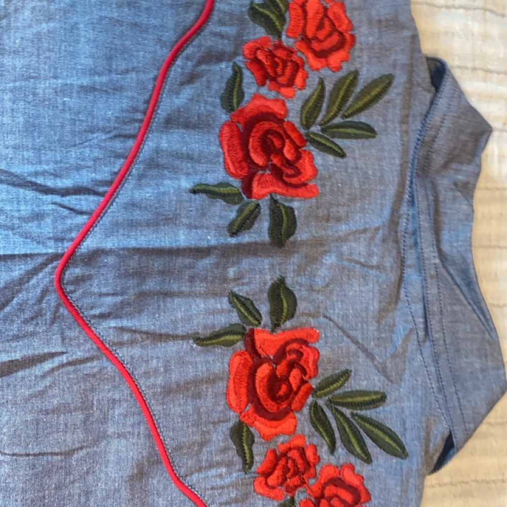 Ariat Women's Blue Embroidered Western shirt - Picture 6 of 6
